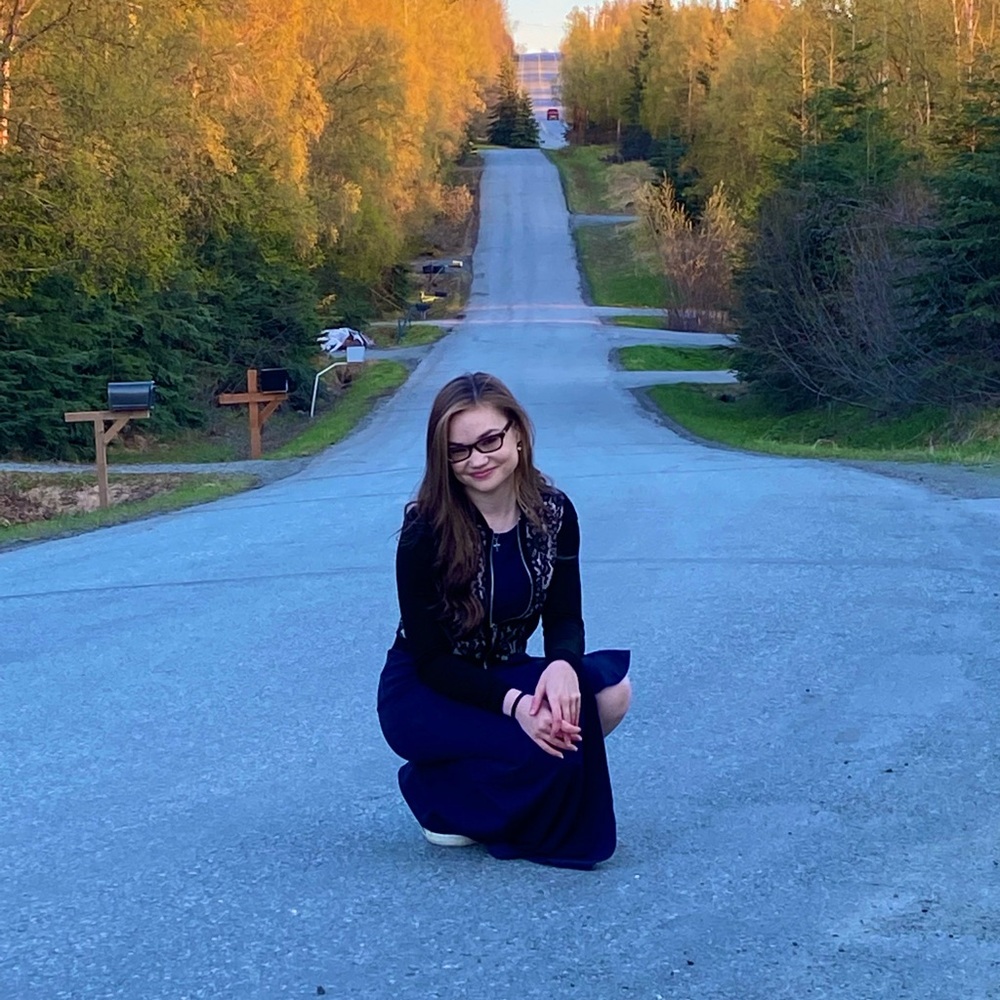 Meet your Posher, Danae